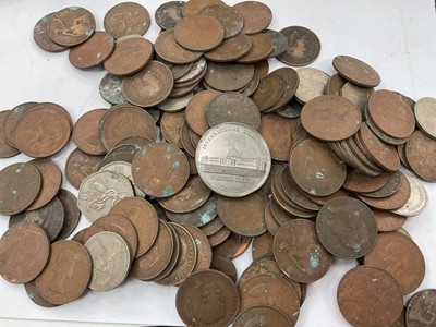 Lot 339 - Quantity of copper pennies and an International Exhibition medallion