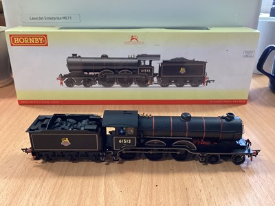 Lot Hornby OO Gauge BR lined black early emblem 2-6-0 Class K1 tender locomotive 62012, BR lined black early emblem 4-6-0 B12 Class tender locomotive 61512 and BR lined black early emblem 4-6-0 B12...