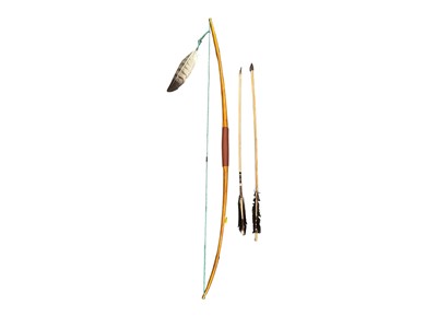 Lot 408 - Collection of Native American pictures, bow and arrow, dreamcatchers etc (2 boxes)