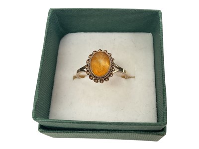 Lot 926 - 9ct gold citrine dress ring