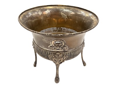 Lot 931 - Continental silver bowl raised on four feet with swag and acanthus leaf decoration, base stamped 800, 15cm diameter x 13cm high