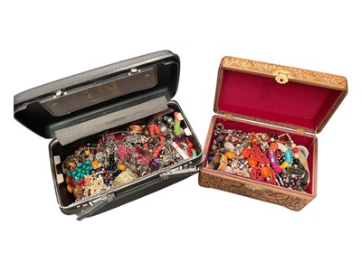 Lot 932 - Two cases of contemporary costume jewellery and bijouterie