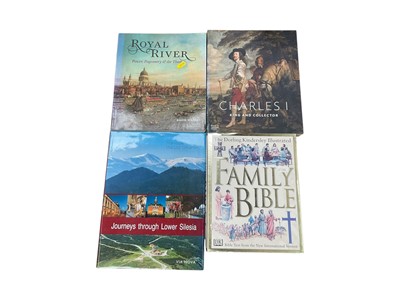 Lot 448 - Selection of books and royal collectors reference paper backs (1 box)