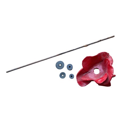 Lot 392 - Paul Cummins Tower of London ceramic poppy, one of 888,246 placed outside the Tower of London in 2014 to marks the centenary of the First World War, no box or paperwork.