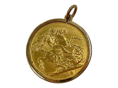 Lot 1036 - George V gold full sovereign, 1912, in 9ct gold pendant mount