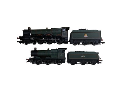 Lot Bachmann OO Gauge BR lined green 0-6-0 Collett Goods Class tender locomotive 2277 & BR lined green 4-6-0 Hall Class Lady Margaret Hall tender locomotive 7911, both boxed (previously displaye...