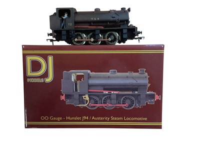 Lot Dapol OO Gauge BR black early emblem (weathered) 0-4-0T LSWR B4 Class tank engine 30102, with box 4S-018-002 and BR black early emblem 0-4-0T LSWR B4 Class tank engine 30089, with box 4S-018-004...