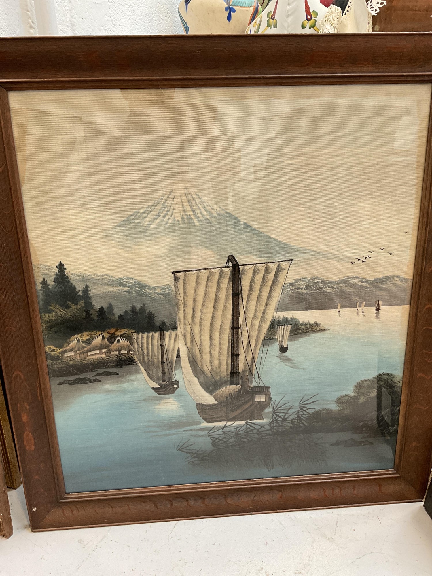 Lot 5098 - Group of pictures and prints
