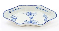 Lot 58 - 18th century Caughley blue and white spoon...