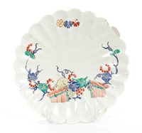 Lot 95 - 18th century Chantilly fluted saucer painted...