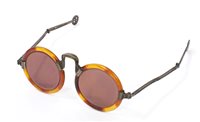 Lot 722 - Antique Chinese tortoiseshell and bronze...