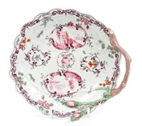 Lot 95 - 18th century Worcester 'Blind Earl' dish,...