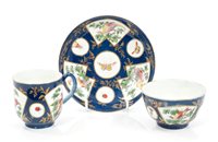 Lot 97 - 18th century Worcester trio with polychrome...