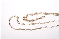 Lot 604 - Edwardian yellow metal chain with engraved...