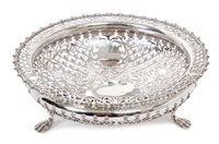 Lot 387 - Early George V silver bowl of circular form,...