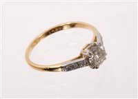 Lot 552 - Diamond single stone ring with a brilliant cut...