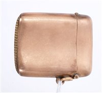 Lot 595 - Edwardian 9ct rose gold vesta case (Chester...