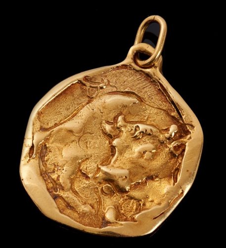 Lot 446 - Cartier 18ct gold Zodiac pendant, cast in...
