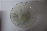 Lot 51 - 1920s René Lalique 'Eucalyptus' opalescent...
