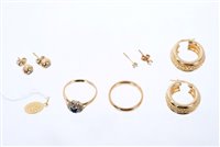 Lot 494 - Group of jewellery to include two pairs of...