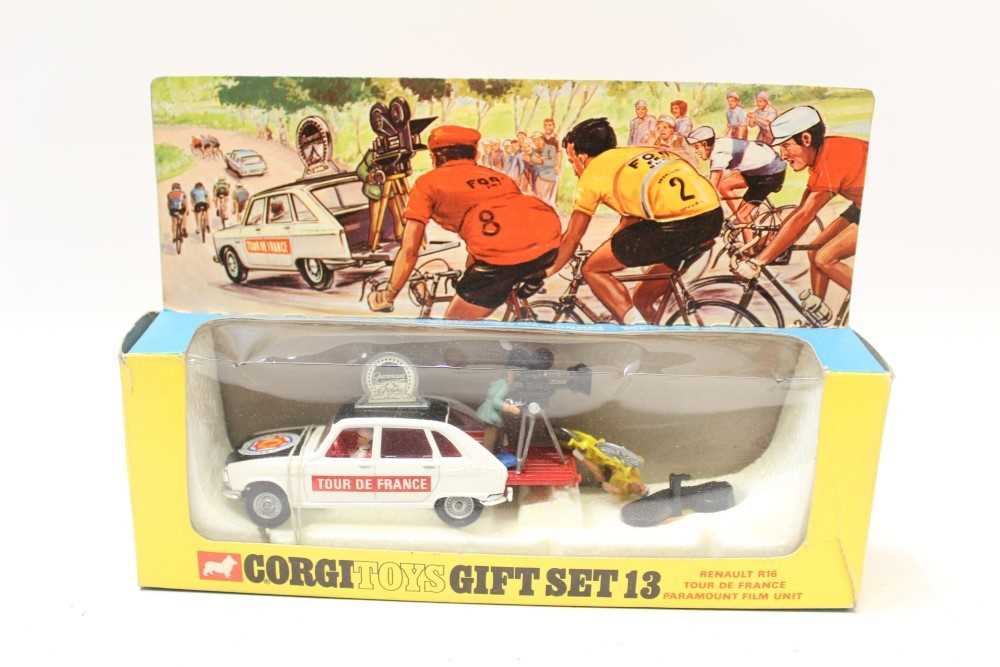 Lot 2700 - Corgi Gift Set 13 Renault R16 Tour de