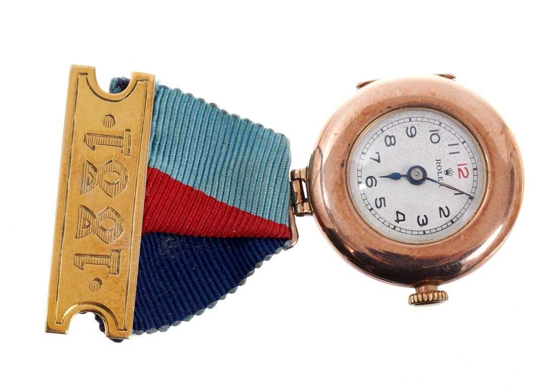 Lot 724 - Early Rolex First World War period nurses' watch with Rolex fifteen jewel movement