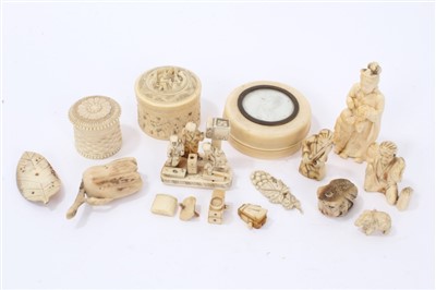 Lot 967 - Group of ivory carvings