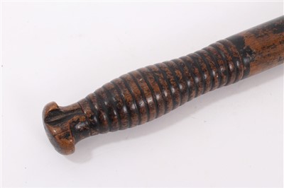 Lot 923 - 19th century Essex constabulary police truncheon