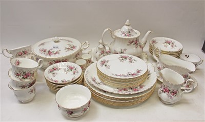 Lot 2013 - Royal Albert Lavender Rose pattern tea and dinner service (42 pieces)