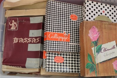 Lot 3073 - Quantity of Vintage Stockings