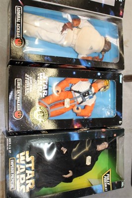 Lot 2894 - Star Wars selection of boxed figures – mostly Hasbro,
Kenner and other manufacturers, plus some Planet of the Apes and other boxed
figures (qty)