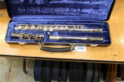 Lot 3789 - Silvered flute by Artley, U.S.A.