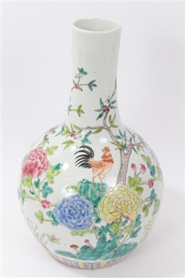 Lot 135 - 20th century Chinese bottle vase