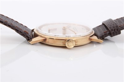 Lot 730 - Gent's 9ct gold Longines wristwatch with Longines 6922 calibre movement numbered 51725467