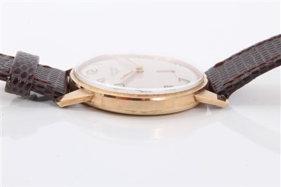 Lot 730 - Gent's 9ct gold Longines wristwatch with Longines 6922 calibre movement numbered 51725467