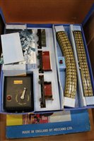Lot 2880 - Railway - Hornby Dublo Electric Train Set LNER...