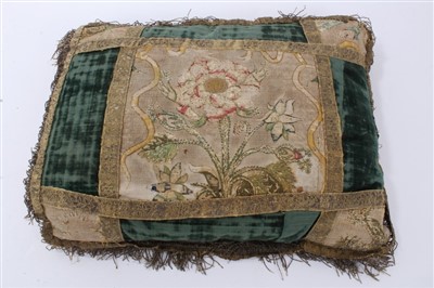 Lot 859 - Rare 17th century cushion