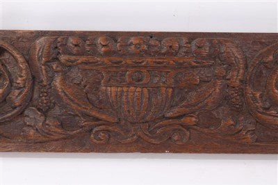 Lot 862 - 17tth / 18h century carved oak frieze