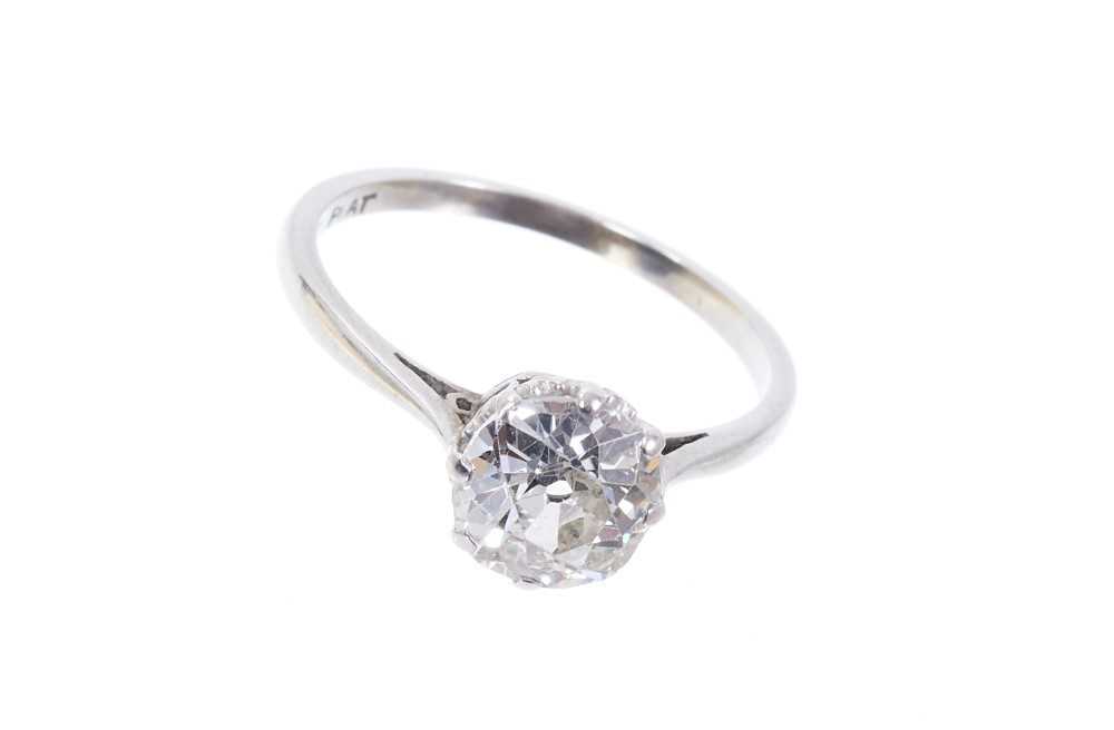 Lot 439 - Diamond single stone ring with an old cut diamond estimated to weigh approximately 1.5cts