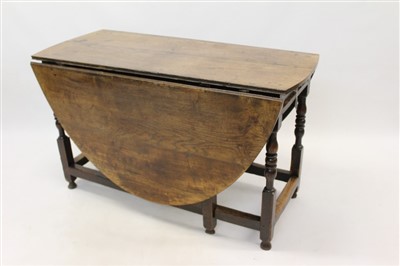 Lot 1332 - Good 18th century oak gateleg table of bold proportions