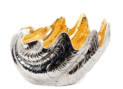 Lot 99 - Impressive early 20th century Continental gilt and silver lustre giant clam shell table centre