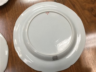 Lot 140 - Extensive early 19th century Spode stone china dinner service