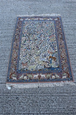 Lot 1376 - Good quality Kashan part-silk rug