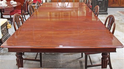 Lot 1381 - Large early Victorian mahogany extending dining table
