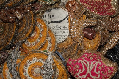 Lot 3069 - Quantity of decorative Indian bullion work roundels, panels and garlands.