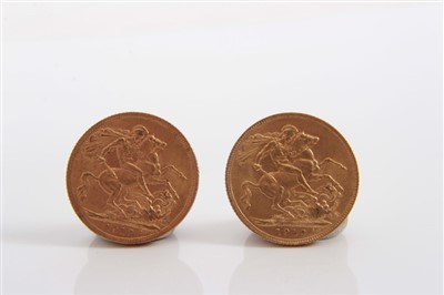 Lot 157 - G.B. George V gold Sovereigns (x 2)