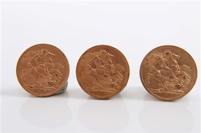 Lot 159 - G.B. George V gold Sovereigns (x 3)
