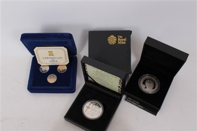 Lot 141 - World – mixed cupro-nickel coinage