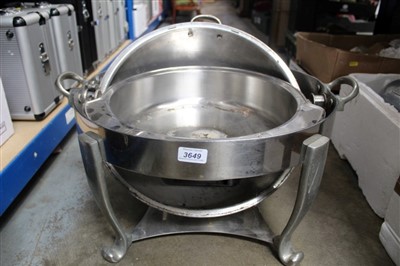 Lot 124 - Large silver-service serving dish