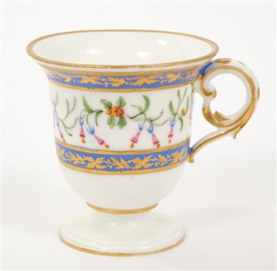Lot 126 - Sèvres porcelain ice cup, date letter for 1789, from the service Comte de Montmorin de Saint Heren